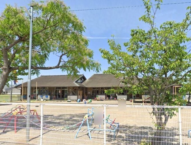 幼稚園・保育園　明見保育所（幼稚園・保育園）まで1001m