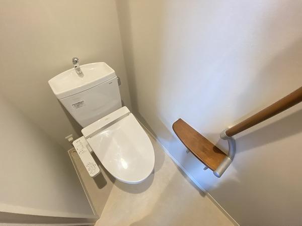 トイレ　ウォシュレット！