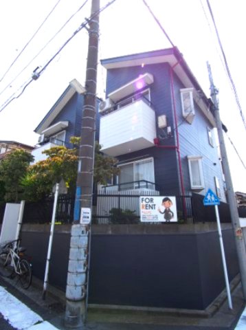 建物外観　閑静な住宅街に立地