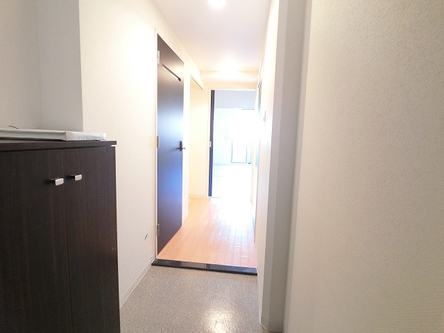 玄関　同タイプ別部屋写真・現況を優先します