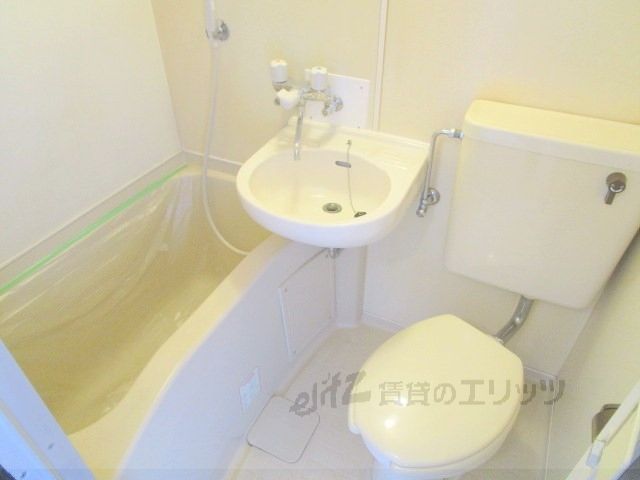 洗面設備　ユニットバス