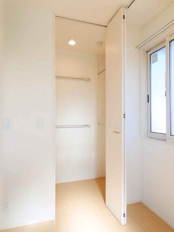 収納　図面と現状に相違がある場合には現状を優先