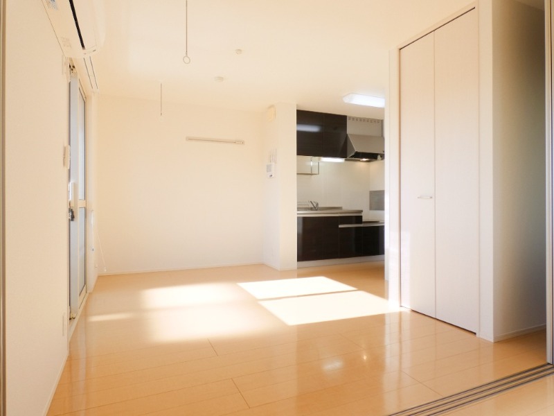 居室・リビング　図面と現状に相違がある場合には現状を優先