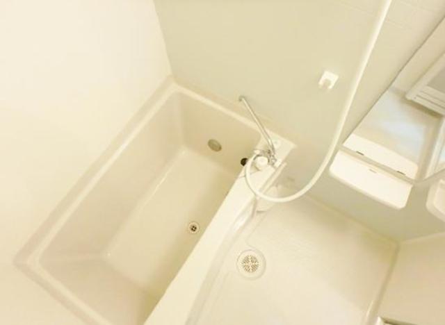 バス・シャワールーム　別号室の参考写真です