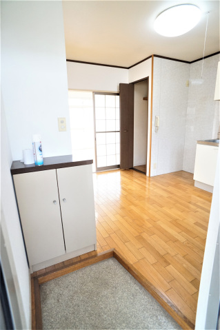 玄関　※他号室の写真です