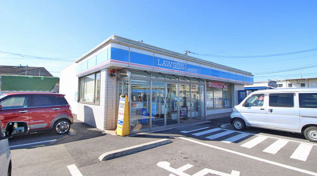 コンビニ　ローソン杵築猪尾店（コンビニ）まで350m