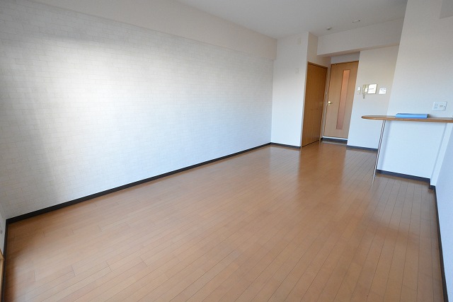 居室・リビング　エアコン付きで初期費用を抑えられます☆