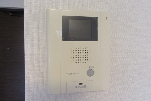 セキュリティ　安心のモニタ付きインターホン完備です♪