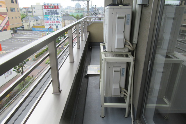 バルコニー　お洗濯ものも干しやすいバルコニーです♪