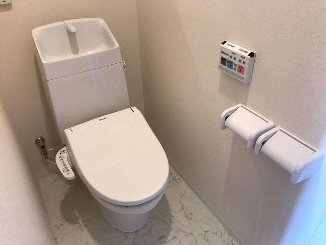 トイレ　シャワー付トイレ