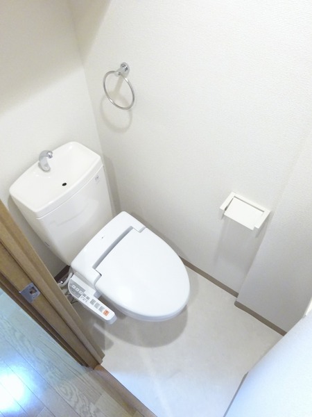 トイレ　ゆったりとした空間のトイレです