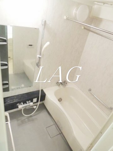 バス・シャワールーム　お風呂です。