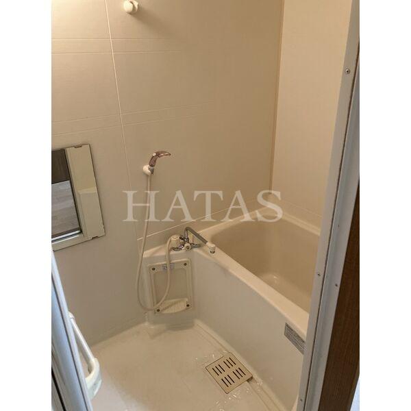 バス・シャワールーム　同物件別部屋です。