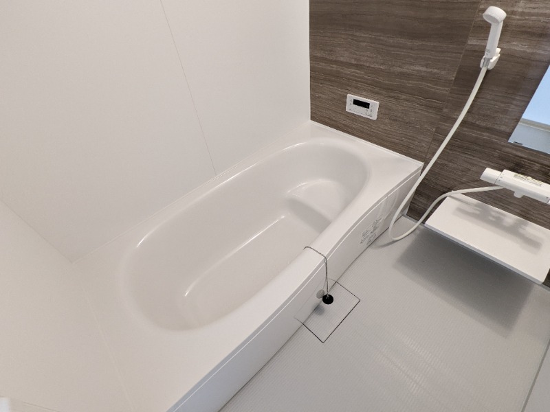 バス・シャワールーム　図面と現状に相違がある場合には現状を優先