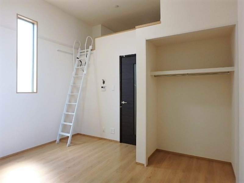 居室・リビング　図面と現状に相違がある場合には現状を優先