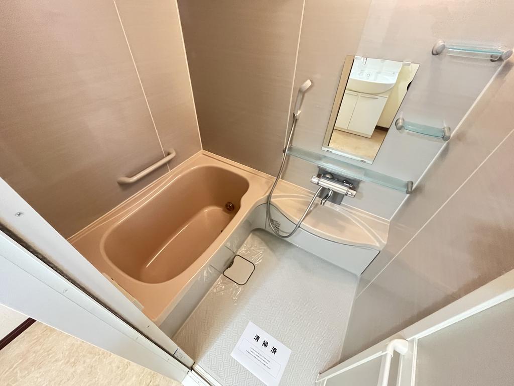 バス・シャワールーム