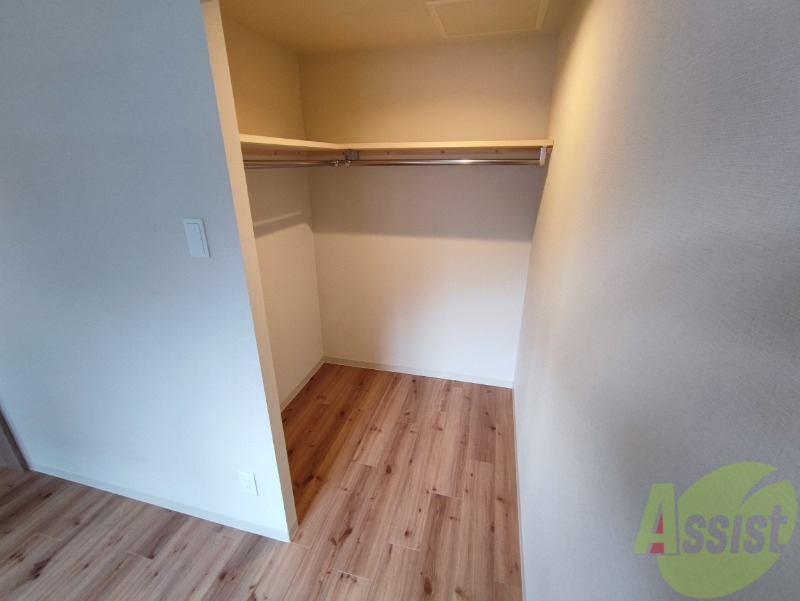 収納　洋室にはクローゼットがあるのですっきり片付きそうです。