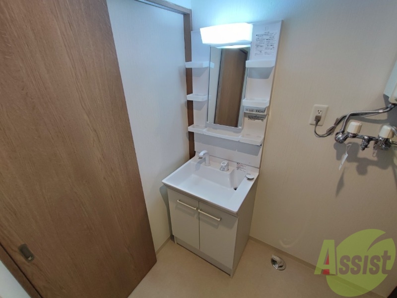 洗面設備　シャンプードレッサーで身支度もラクラクです！