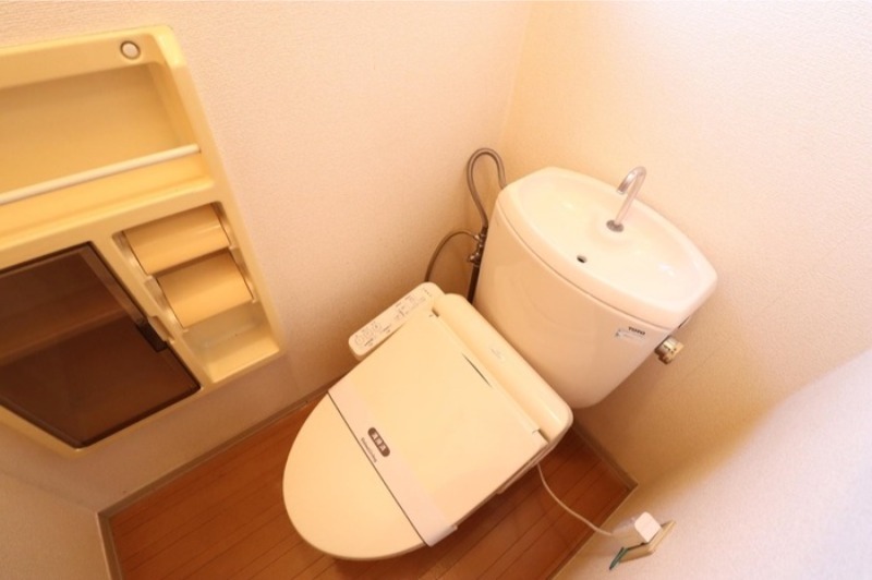 トイレ　図面と現状に相違がある場合には現状を優先