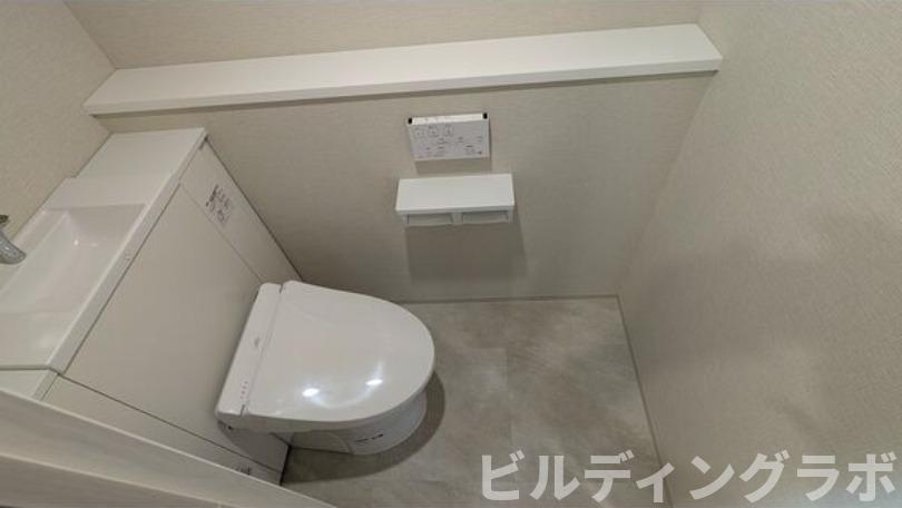 トイレ　新築時撮影の為現況を優先いたします。