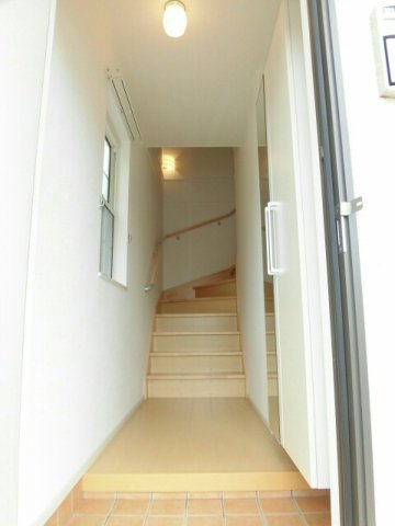 玄関　シンプルで使いやすい玄関です