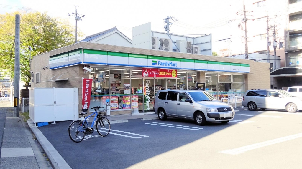 コンビニ　ファミリーマート 昭和鶴舞二丁目店（コンビニ）まで348m