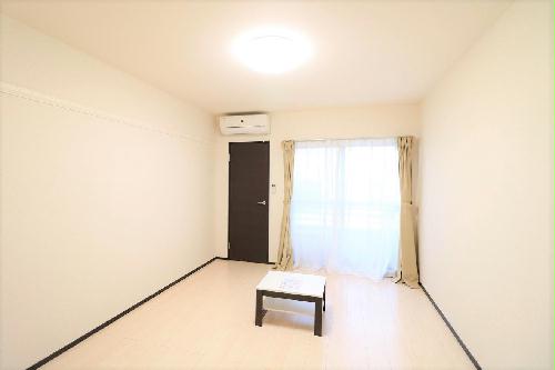 居室・リビング　当社人気のレオネクスト！モダンな色合いが好きな方へおススメ