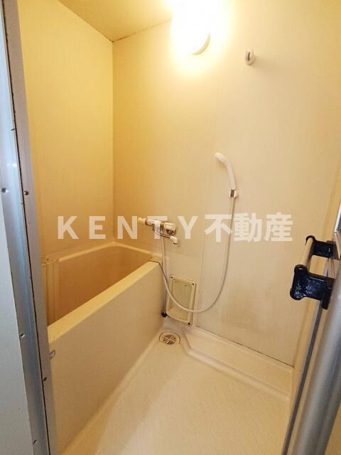 バス・シャワールーム　日々の疲れを癒すお風呂付です