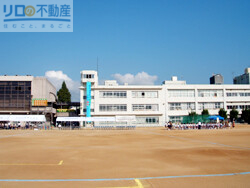 中学校　伊丹市立東中学校（中学校）まで1469m