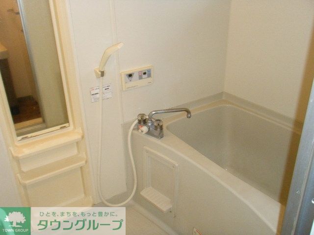 バス・シャワールーム　清潔なバスルーム