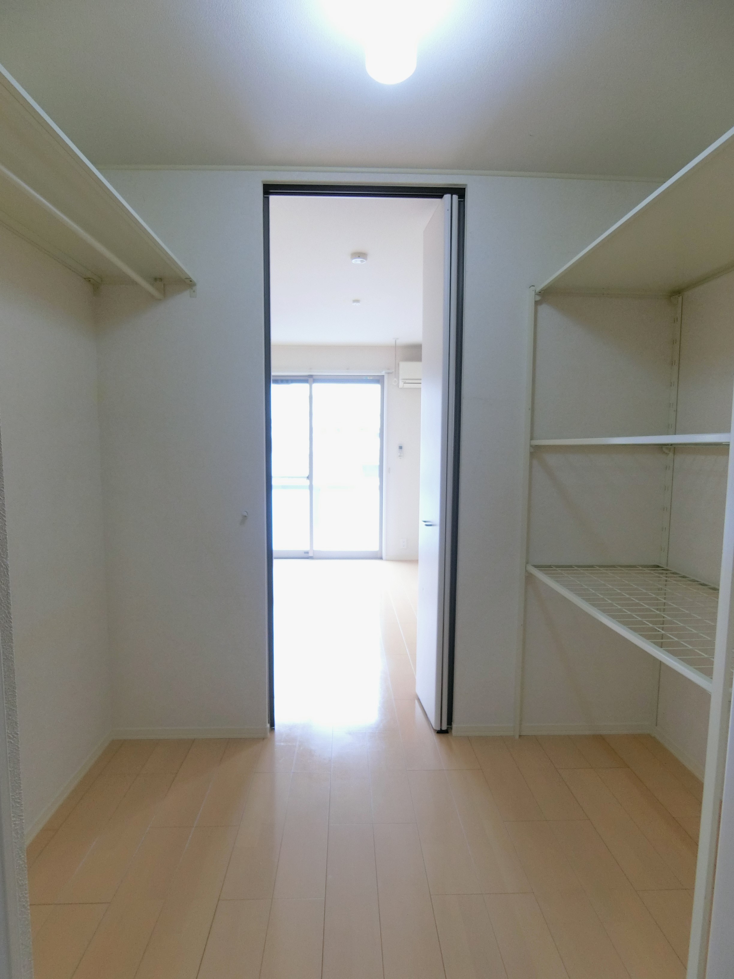 収納　※別号室の写真を転用しています