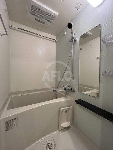 バス・シャワールーム　セオリー大阪ルチア　バスルーム