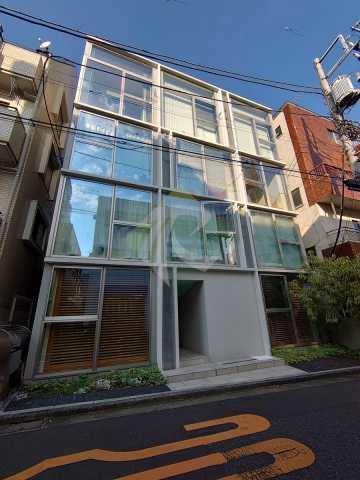 建物外観　LEGALAND新宿山吹