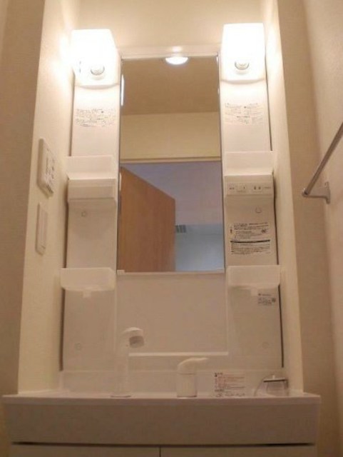 洗面設備　同仕様参考