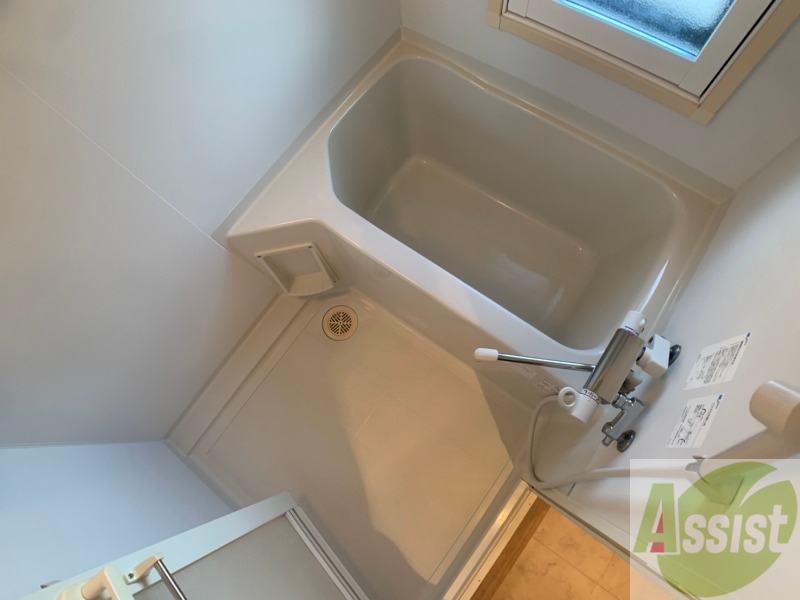 バス・シャワールーム　お風呂です。ゆっくりお風呂につかるのも体に良いですね～