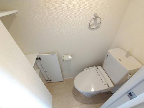 トイレ　温水便座付き♪