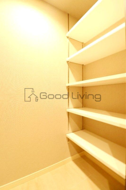 収納　大きな荷物も問題なし