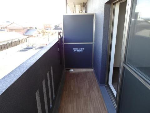 バルコニー　ベランダ