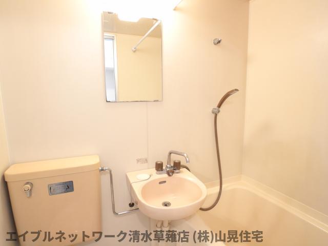 洗面設備　広い洗面スペース