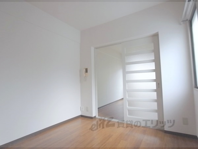 居室・リビング　洋室