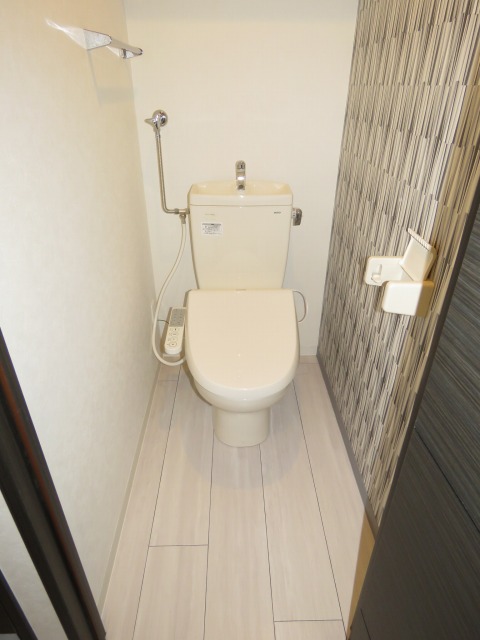 トイレ　ウォシュレット完備☆