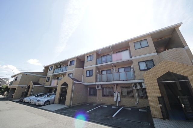 建物外観　★見学希望等はタウンハウジング中央林間店までお気軽に♪★