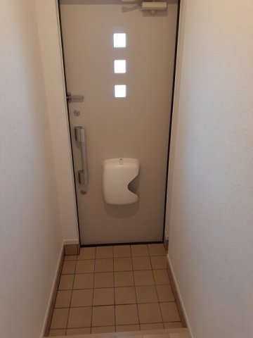 玄関　明るい玄関です