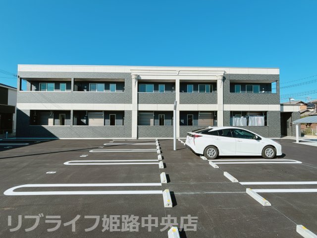 建物外観　外観写真（昼）
