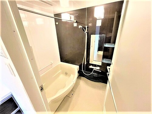 バス・シャワールーム　バスルーム　※同タイプの部屋のお写真です