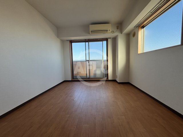 居室・リビング　エムズプラザ今里弐番館　洋室