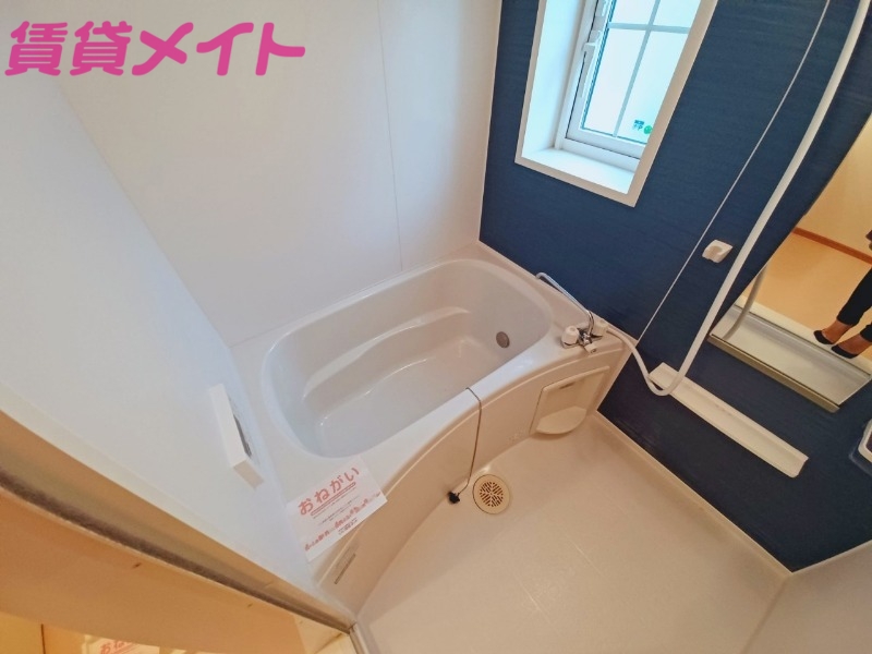 バス・シャワールーム　反転タイプ参考写真