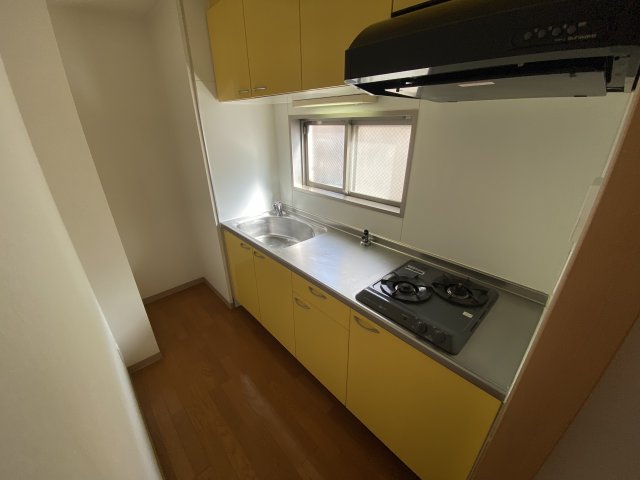 キッチン　収納豊富で使い勝手の良いキッチンです♪