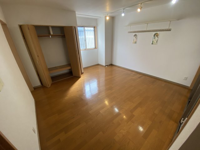 居室・リビング　エアコン付きで初期費用を抑えられます☆