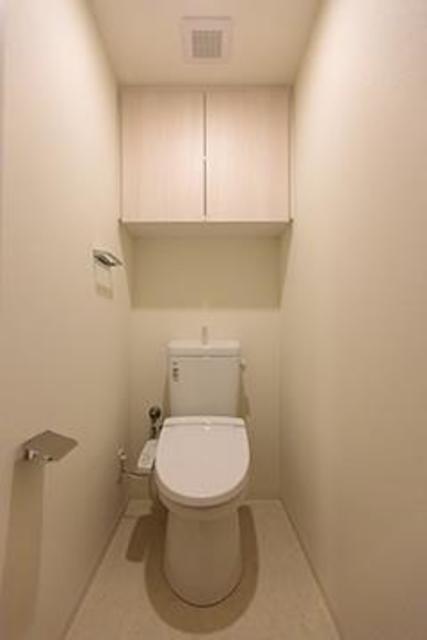 トイレ　※写真は同タイプ住戸です。